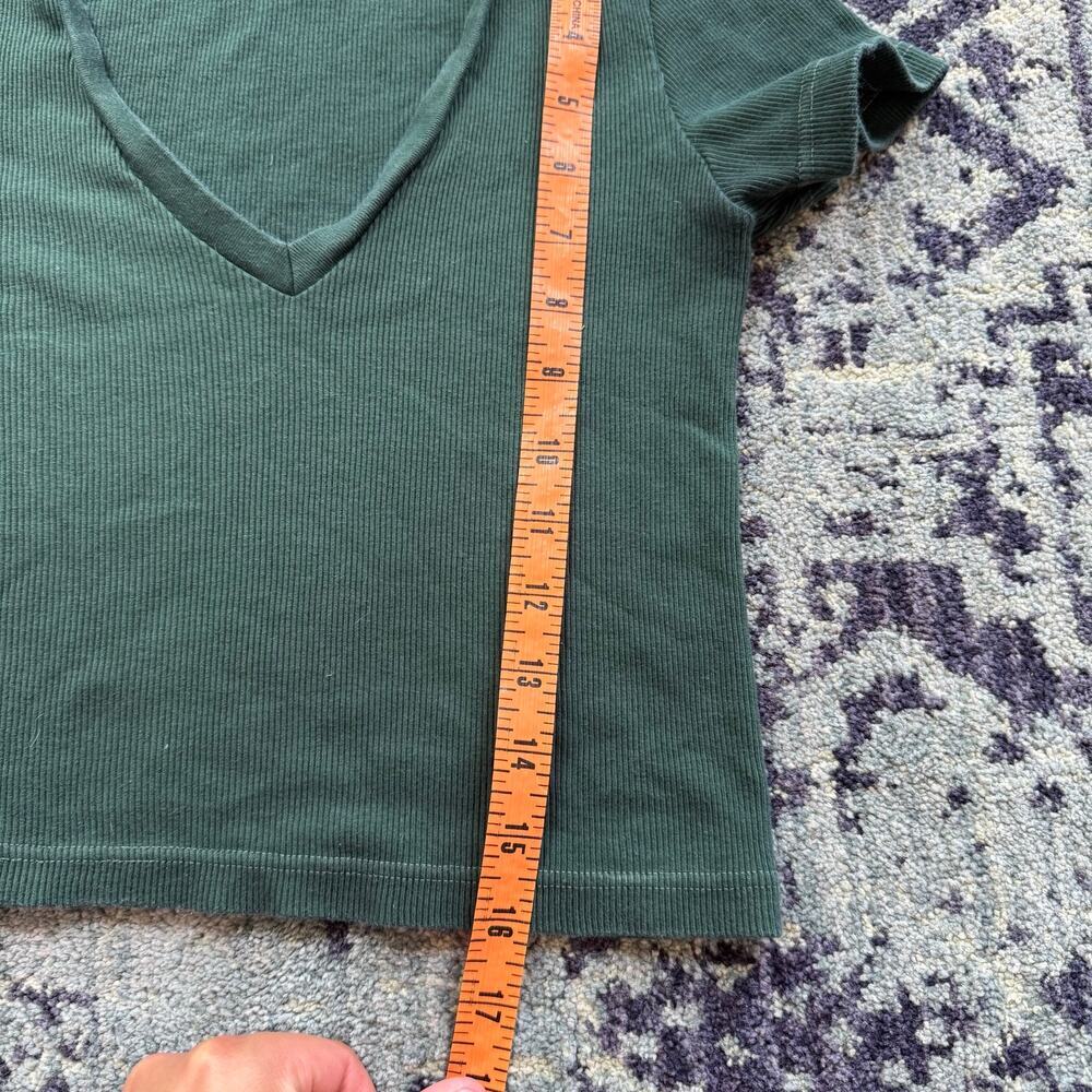 John Galt Green Ribbed V-Neck Crop Top Short Sleeve Brandy Melville- XS/S - Picture 5 of 6